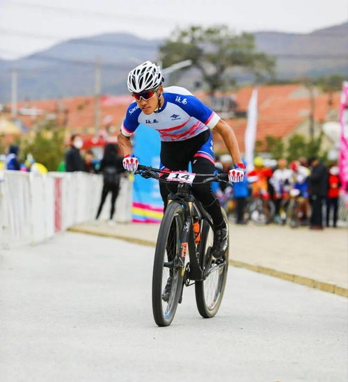 自行車賽事的車是自備嗎 自行車比賽自行車是自己的嗎